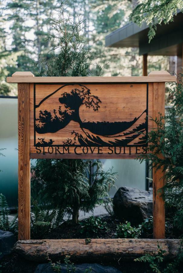 Storm Cove Suites Ucluelet Eksteriør billede